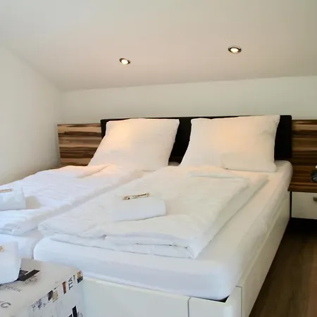 Haus Am Donausee * Weitenegg