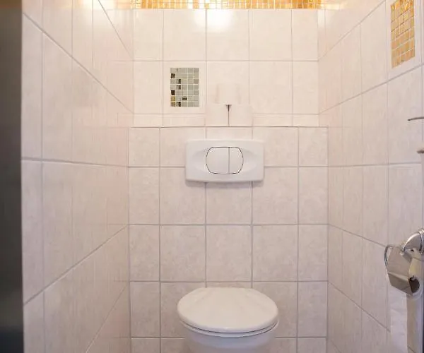 Haus Am Donausee * Weitenegg